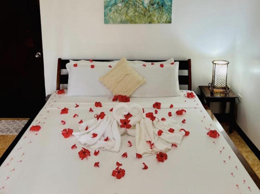 Ocean 101 Beach Resort Генерал-Луна Номер фото